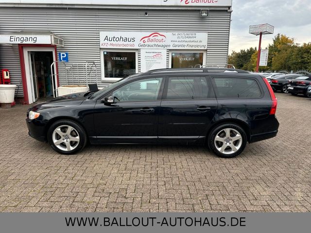 Volvo V70 Kombi Momentum*2.HAND*KLIMA*GSD*BI-XENON*