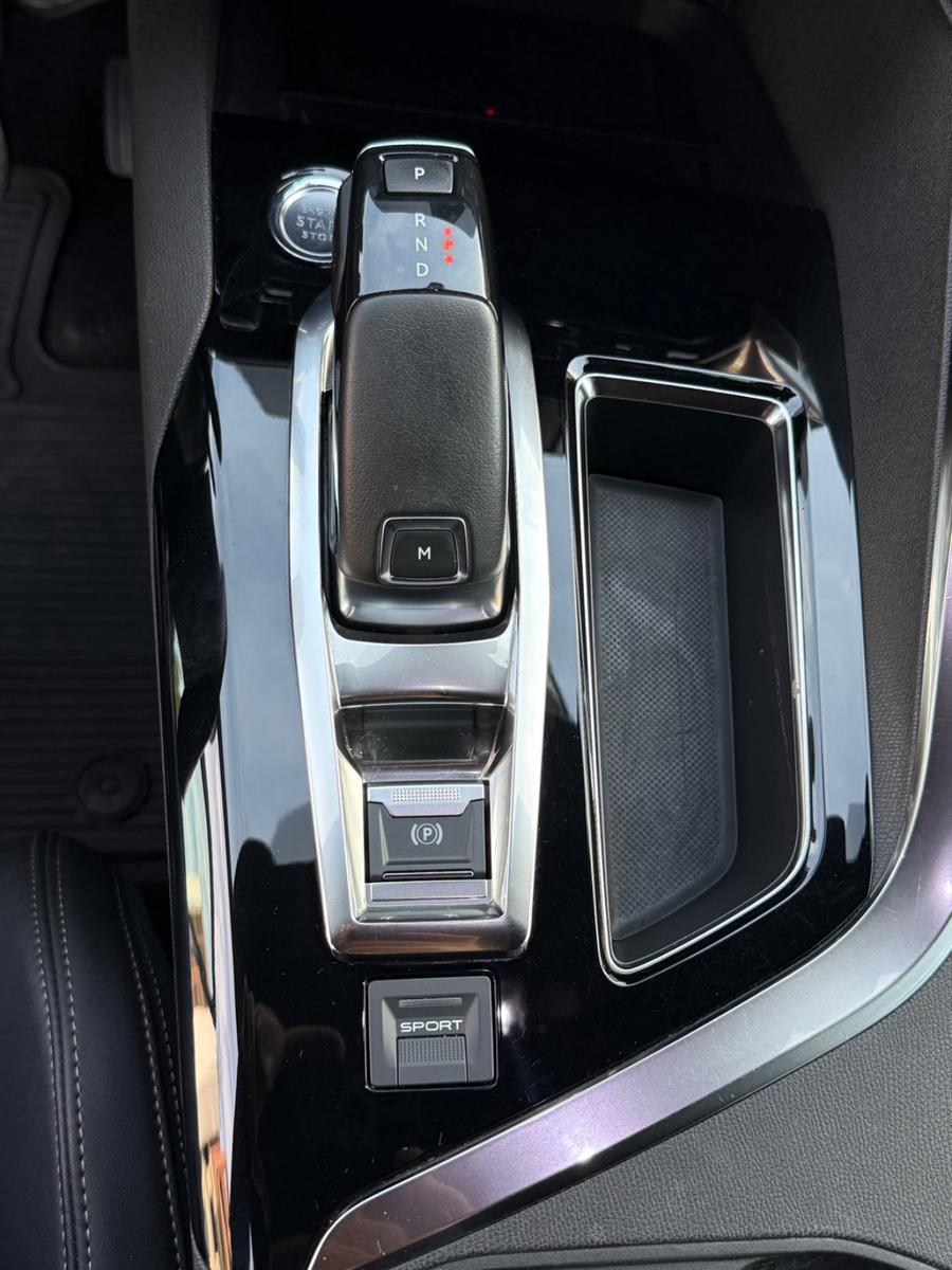 Peugeot 3008 1.5 BlueHDi Allure/GT-Line/DAB/Navi/360°/LM