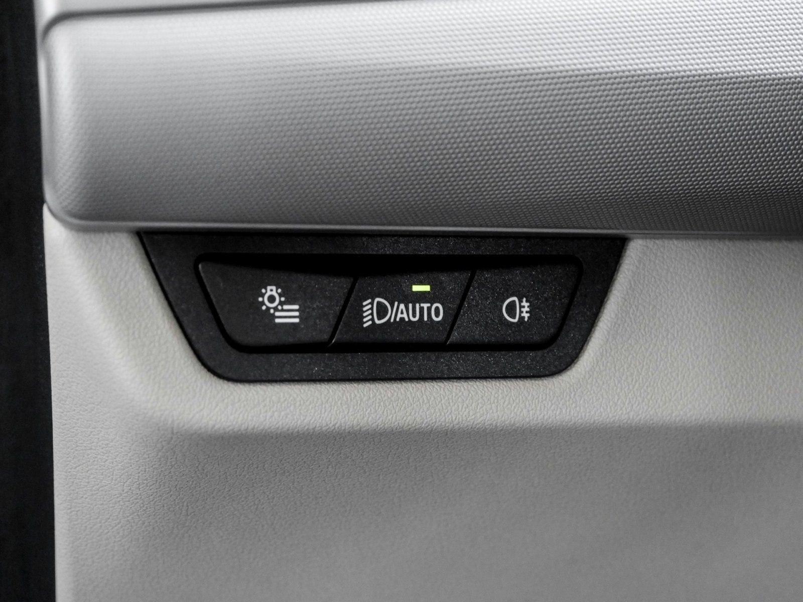 BMW Active 216i AHK RFK NAVI LED Sound Syst. PDC V+H DAB, миниатюра 14