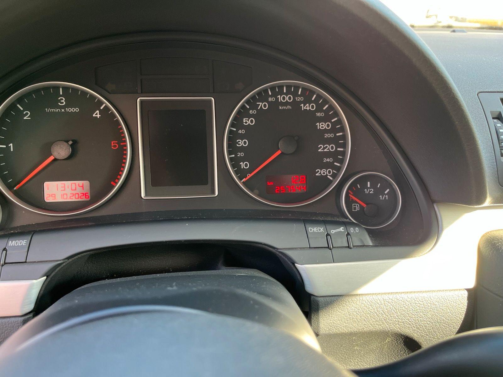 Audi Quattro 2006 — photo 7