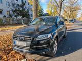 Audi Q7 4.2 TDI 310.000km - Audi A4 aus 2007: 3.2