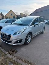 Peugeot 5008 - Peugeot 5008 aus 2014