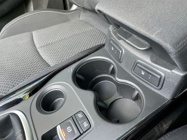 Fahrzeugabbildung Renault Kadjar 1.3 TCe 140 Zen, Navi, Tempomat, Sitzheiz