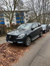 Mercedes-Benz ML 250 BlueTEC 4MATIC - - Mercedes-Benz ML 250 aus 2015