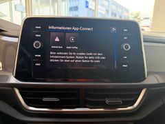 VW T-Roc 1.5 TSI Style DSG LED ACC NAVI AHK MASSAGE