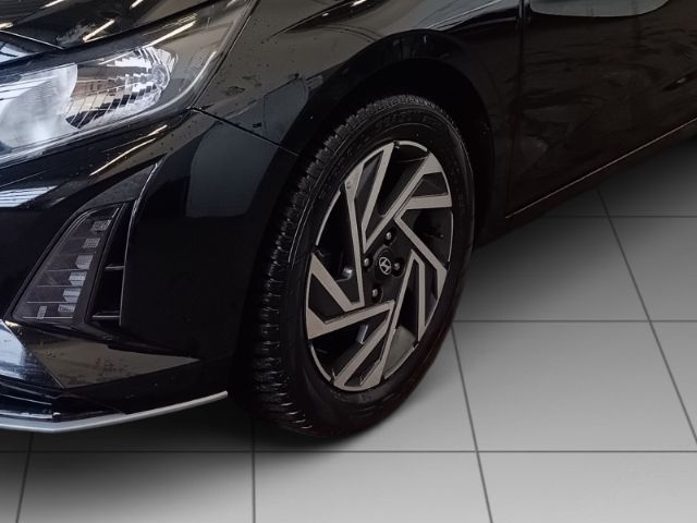 Fahrzeugabbildung Hyundai i20 1.0 T-GDI (100 PS) 6-MT 2WD Trend Navi Digit