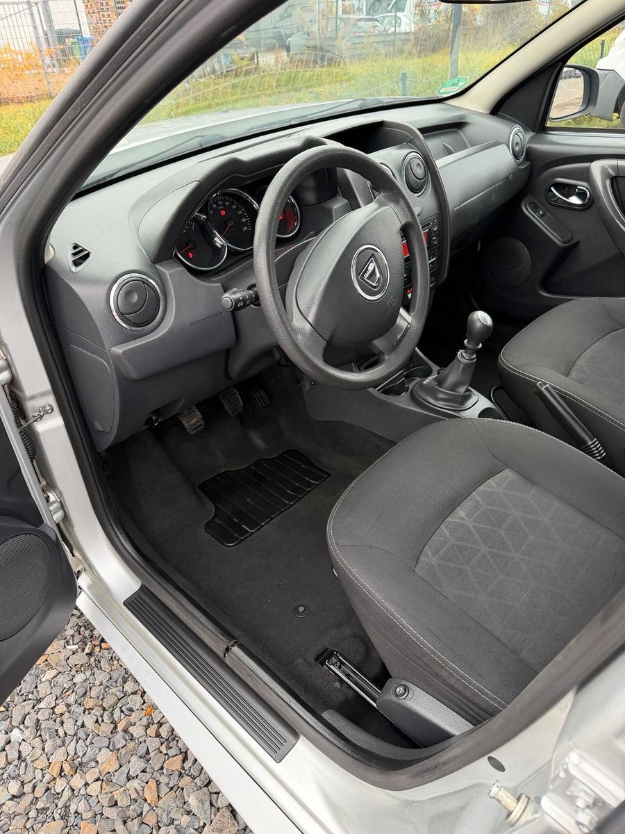 Dacia Duster 2015 — фото 9