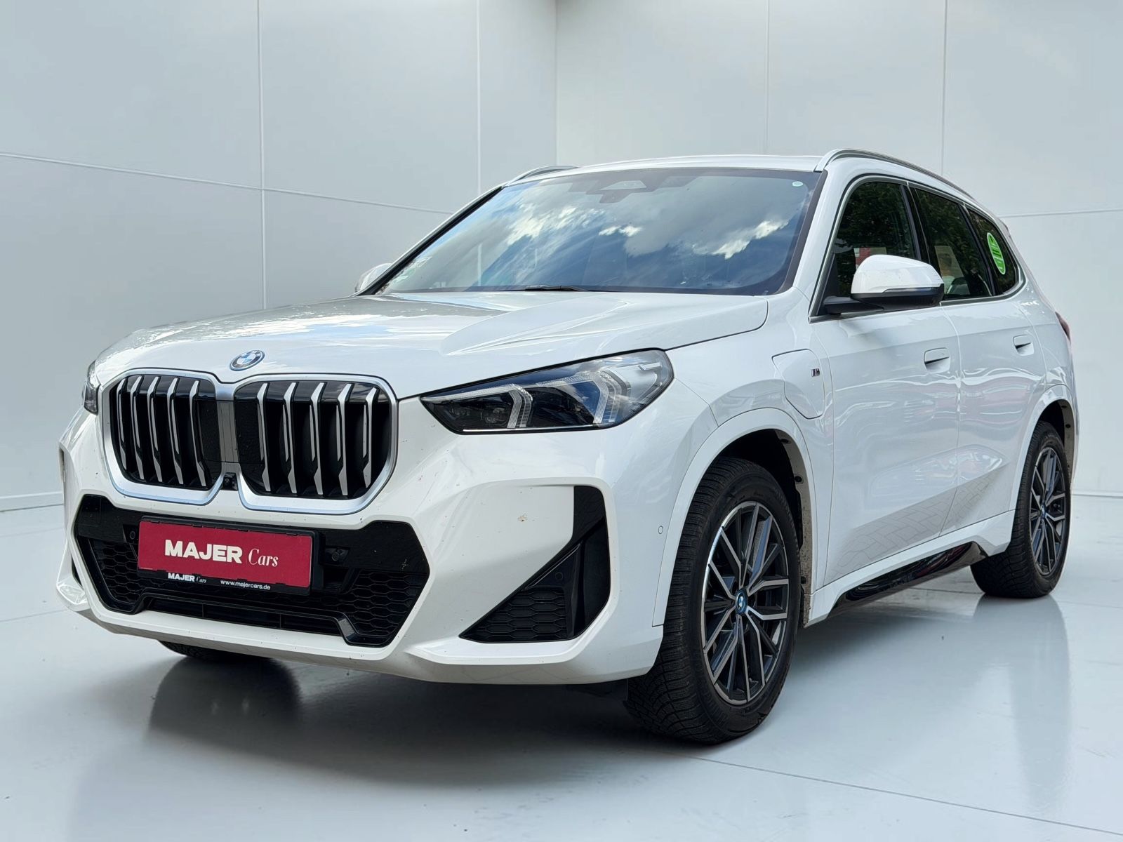 BMW X1 xDrive 25e M Sport*H&K*HUD*PANO*ALCANTARA*LED imagem 2