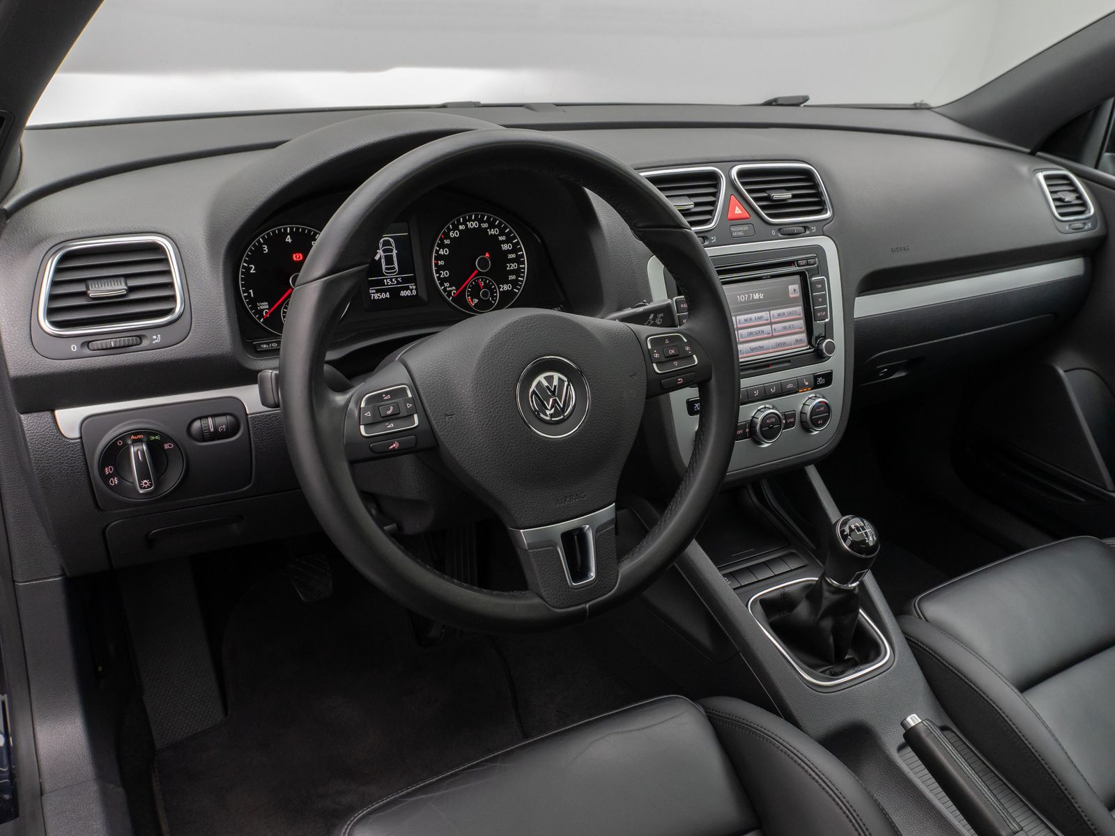 Fahrzeugabbildung Volkswagen Eos Basis Sitzhzg 8fach Schiebedach Bi-Xenon