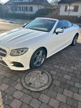 Mercedes-Benz E 300 Autom. -Cabrio  - Mercedes-Benz E 300 mit Benzin-Antrieb: Cabrio
