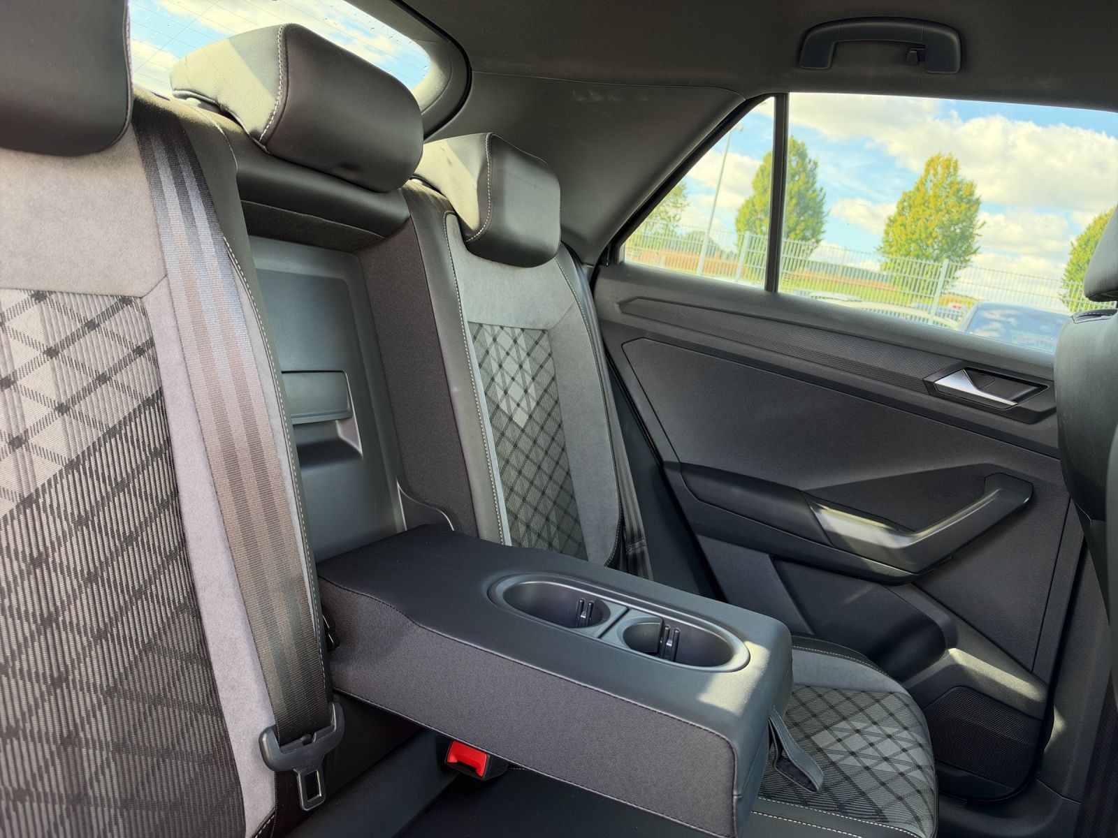 Volkswagen T-Roc - Bild 20