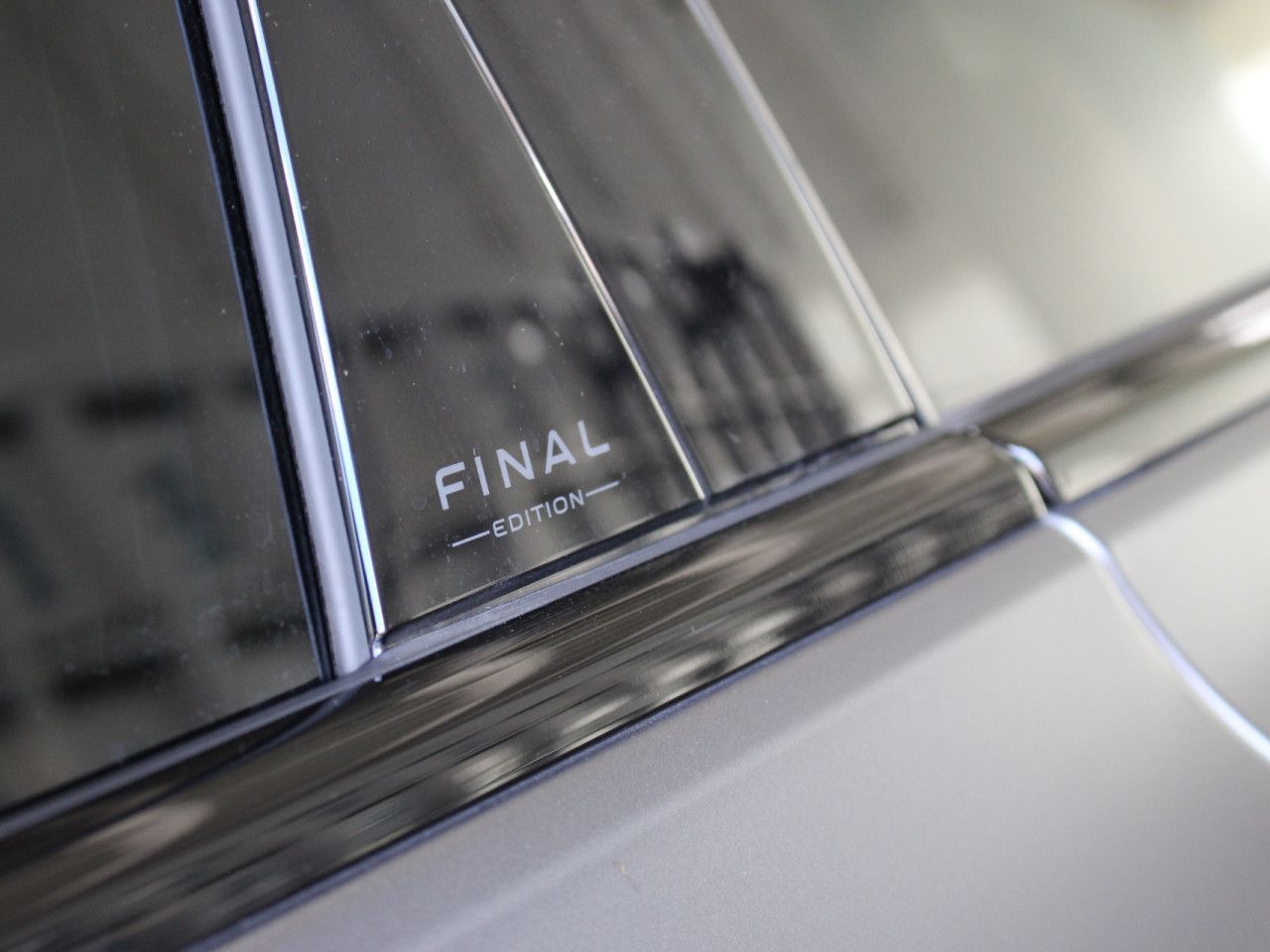 Fahrzeugabbildung Volkswagen Touareg V6 TSI 4Motion R-Line FINAL EDITION