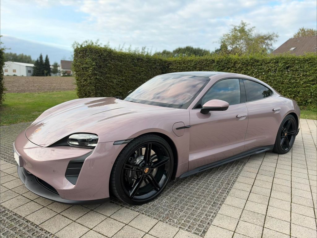 Image of Porsche Taycan