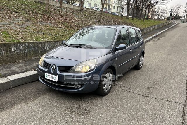 Renault RENAULT Grand Scénic 1.6 16V Serie Speciale Dyna