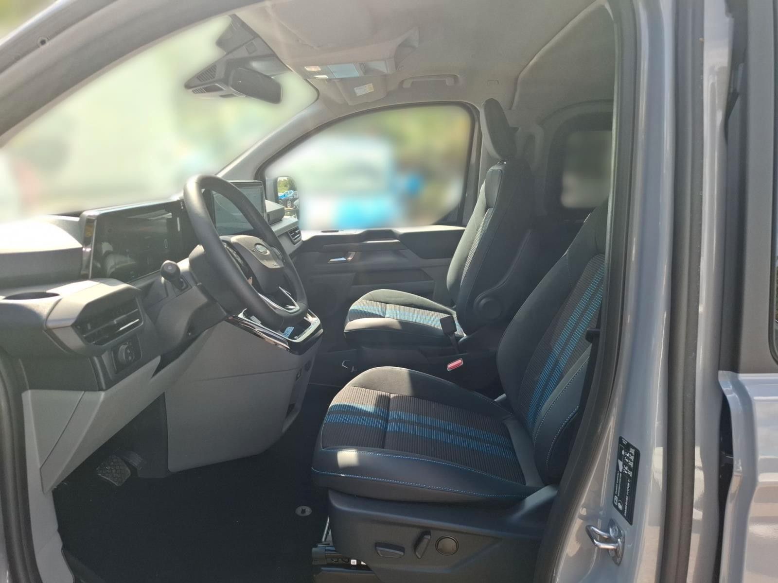 Ford Tourneo Custom - Bild 8