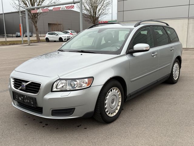 Volvo V50 Kombi 1.8 XENON SITZHEIZUNG ALUFELGEN AHK