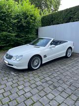 Mercedes-Benz SL 600 V12 R230 - Mercedes-Benz SL 600 mit Benzin-Antrieb