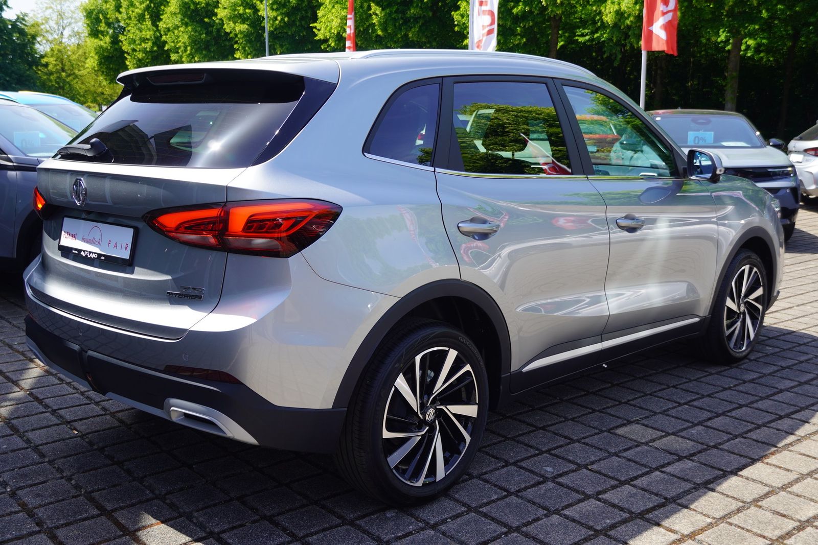MG ZS