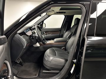Land-Rover Range Rover - 4