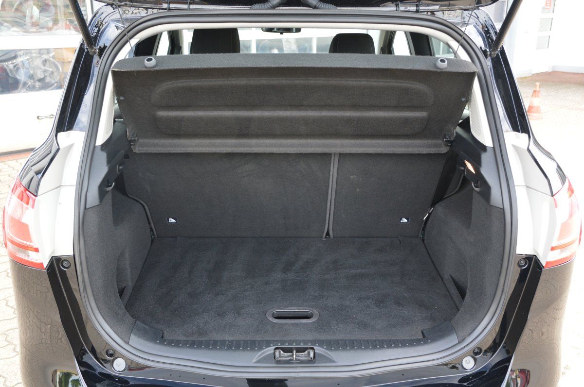 Fahrzeugabbildung Ford B-MAX   Titanium Navi Wintepaket Alu