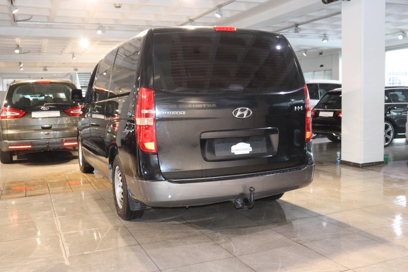 Hyundai H-1 Travel *8-Sitzer*Klima*PDC*AHK 2,3t