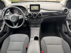 MERCEDES-BENZ B 200d Autom.*XENON*NAVI* MERCEDES-BENZ B 200d Autom.*XENON*NAVI*
