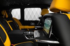 Cullinan BLACK BADGE 2023 STARLIGHT 4SEATS STOCK