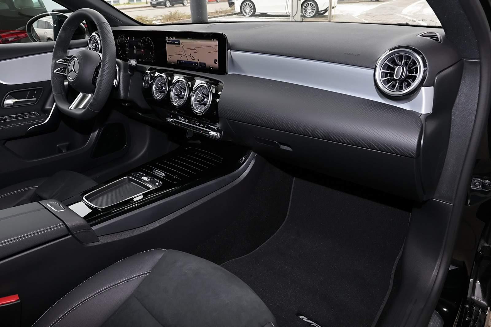 Mercedes-Benz A-Class AMG MBUX+360°+LED+Night+Totwink+19+DAB, миниатюра 8
