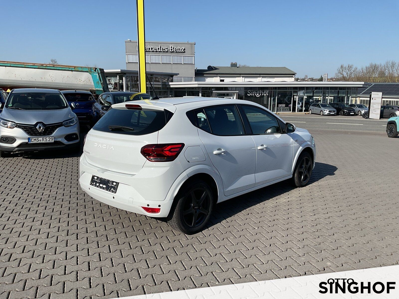 Fahrzeugabbildung Dacia Sandero Expression Eco-G 100