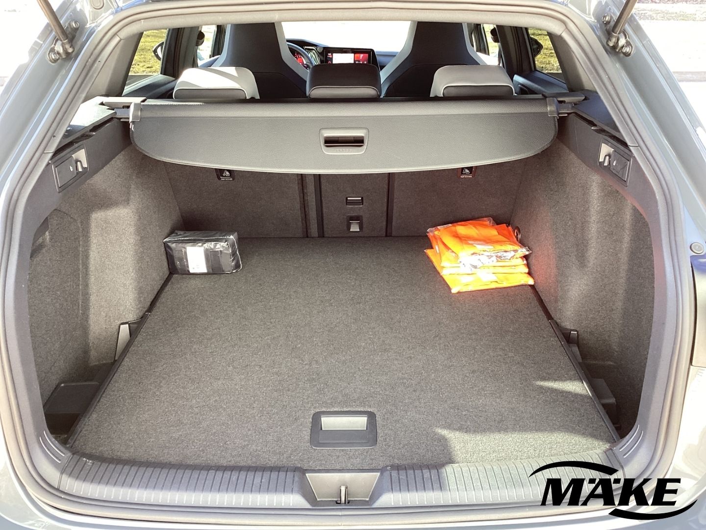 Golf Variant R-Line 2.0 TSI DSG ACC LED AHZV NAV