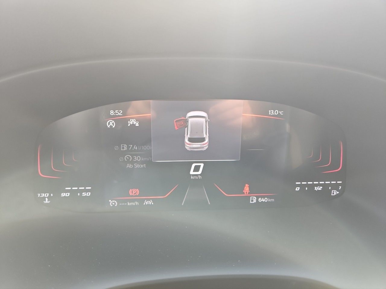 Fahrzeugabbildung SEAT Ateca Reference Edition - 5 Jahre Garantie uvm.