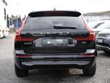 Volvo XC60 B4 Core aus Erstbesitz NAVI AHK FACEL. LED - Volvo: C 60