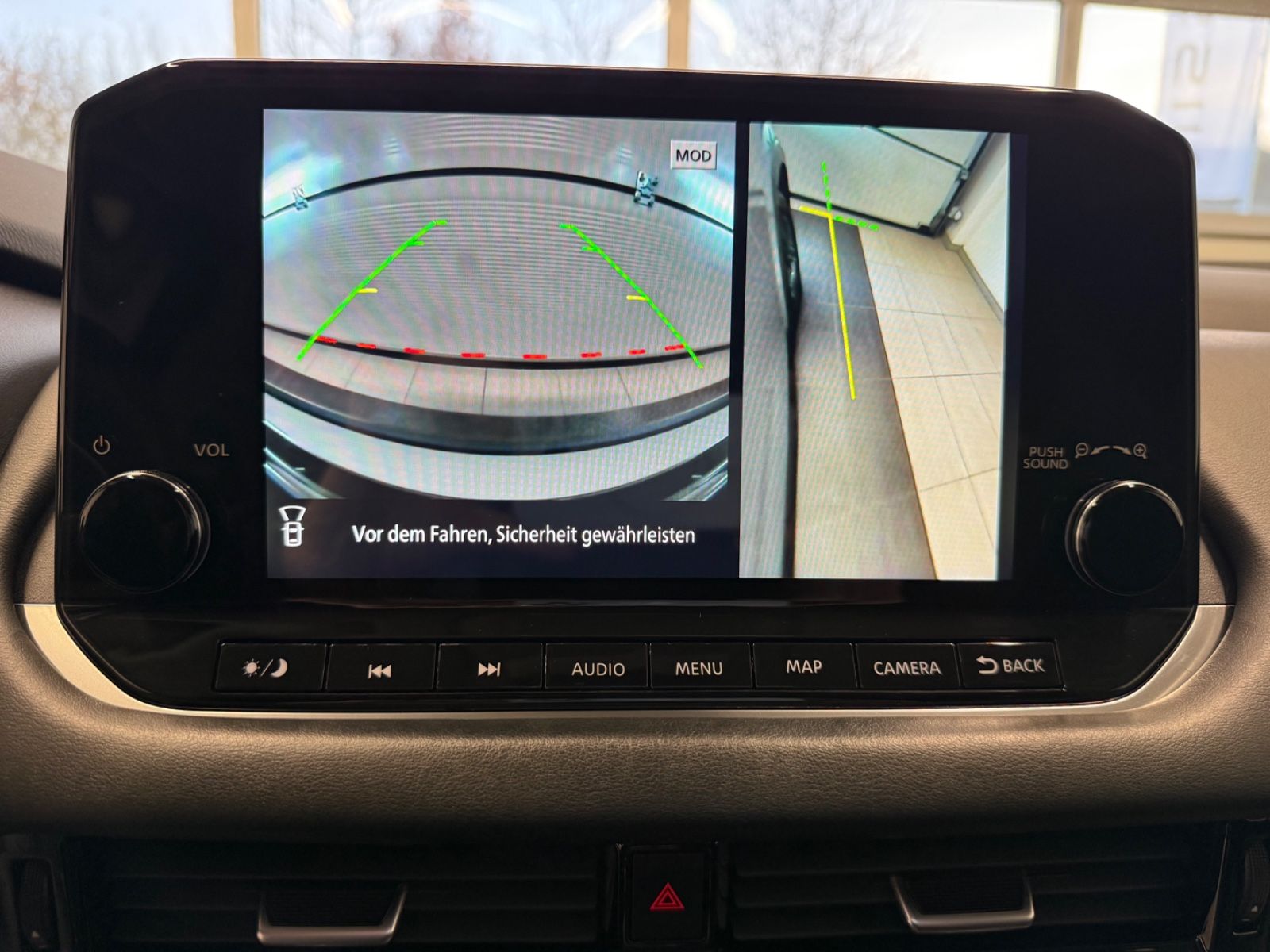 Fahrzeugabbildung Nissan Qashqai Acenta Nissan Connect Winter