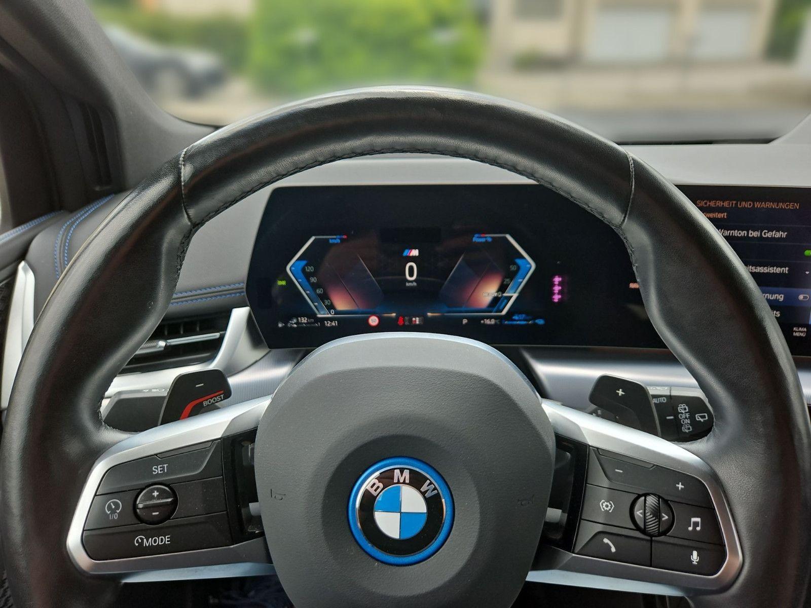 BMW 230e Active Tourer xDrive M-Sport/HUD/LED/DAB