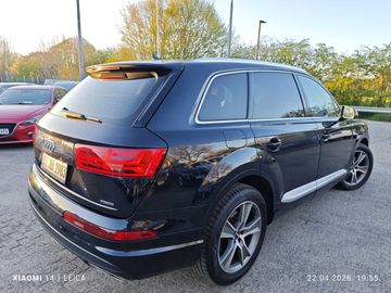 Audi Q7 - 7