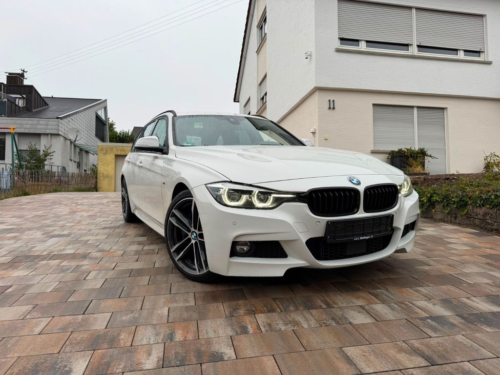 Image of BMW 330