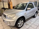 Toyota RAV 4 2.0 4x4 Limited*1.Rentner Hand* - gebrauchte Toyota RAV 4 aus dem Jahr 2002