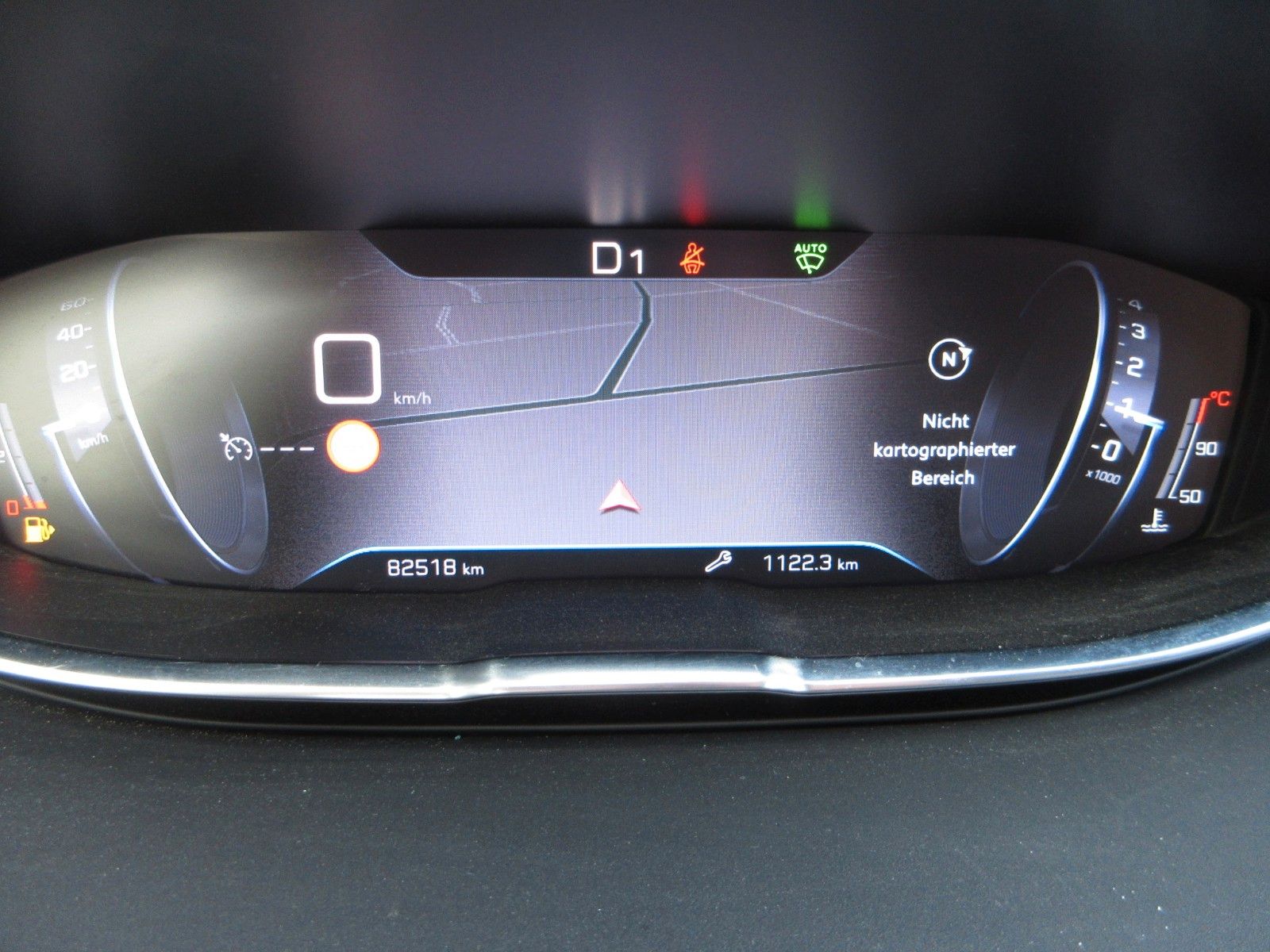 Fahrzeugabbildung Peugeot 5008 Active 1.2T NAVI/PDC/VIRTUAL/7-SITZER