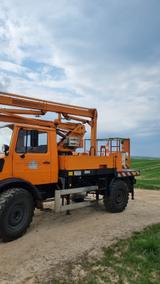 Mercedes-Benz U1300L  Hebebühne - Hebebühne