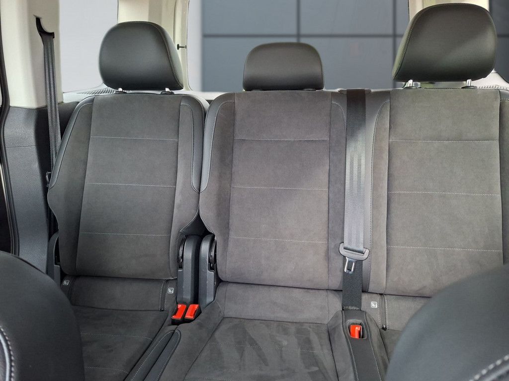 Caddy 2.0 TDI Style *DSG*LED*AHK*NAVI*SHZ*PDC*RE