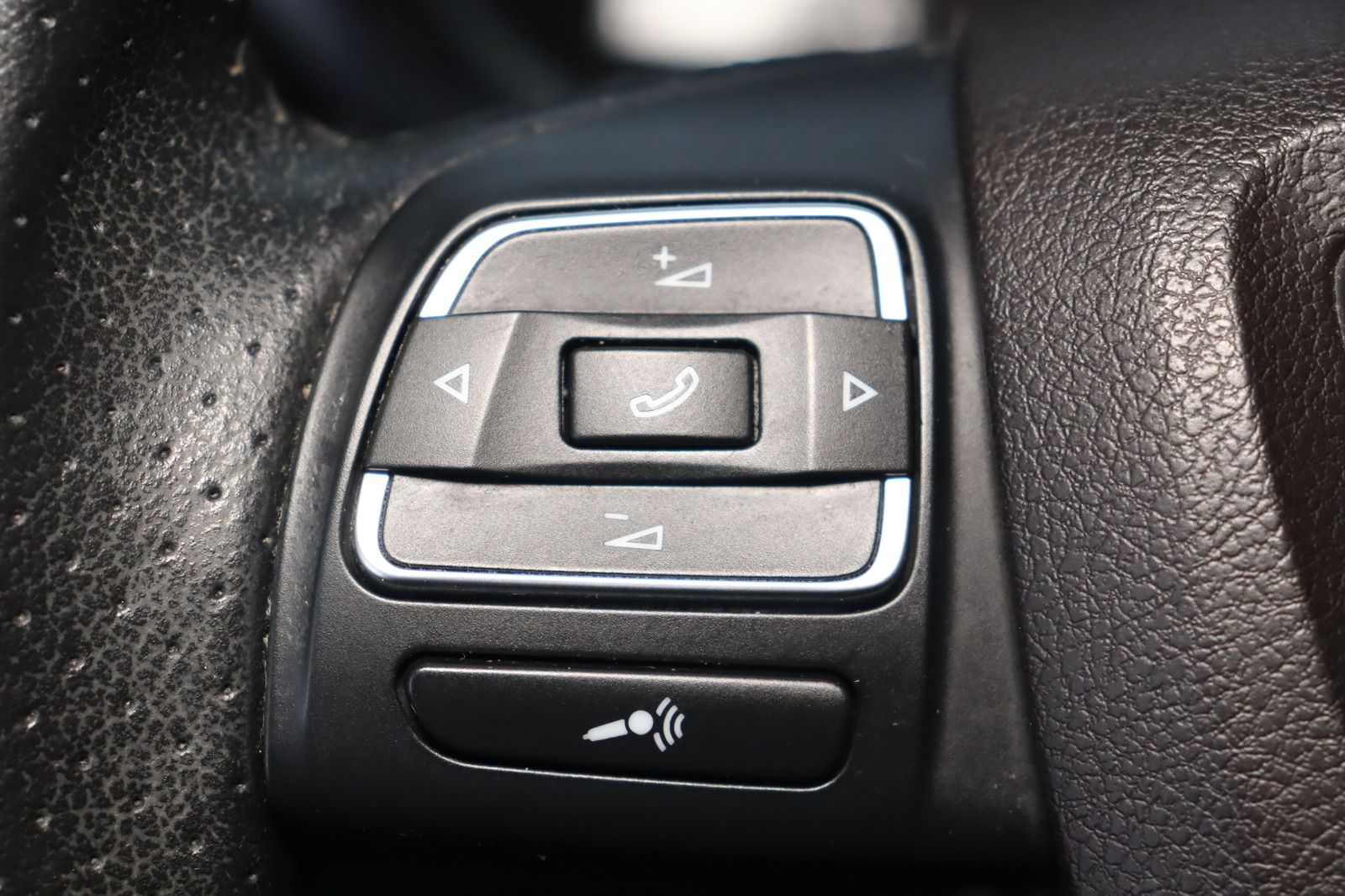 Fahrzeugabbildung SEAT Leon 1.2 TSI Ecomotive Style Copa