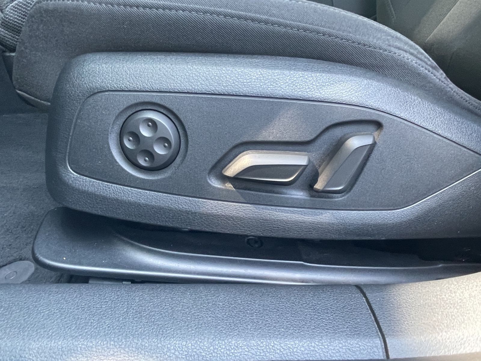 Audi A4 - Bild 23
