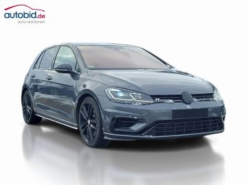 Volkswagen Golf - 3