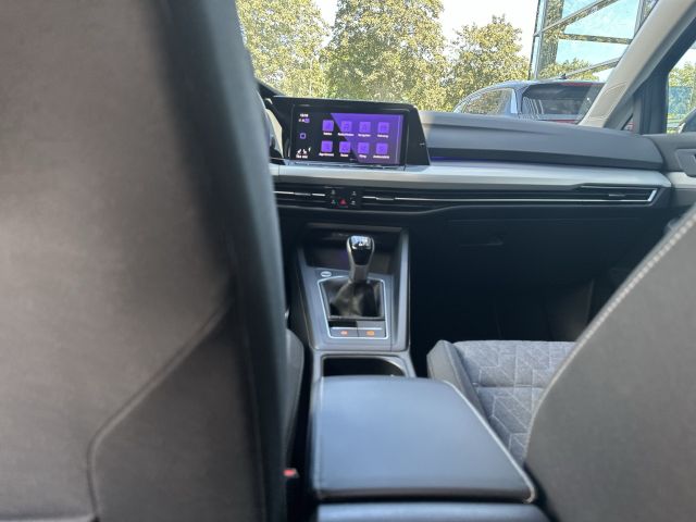 Golf VIII 2.0 TDI Move NAVI ACC 16 ZÜRICH AIRCAR