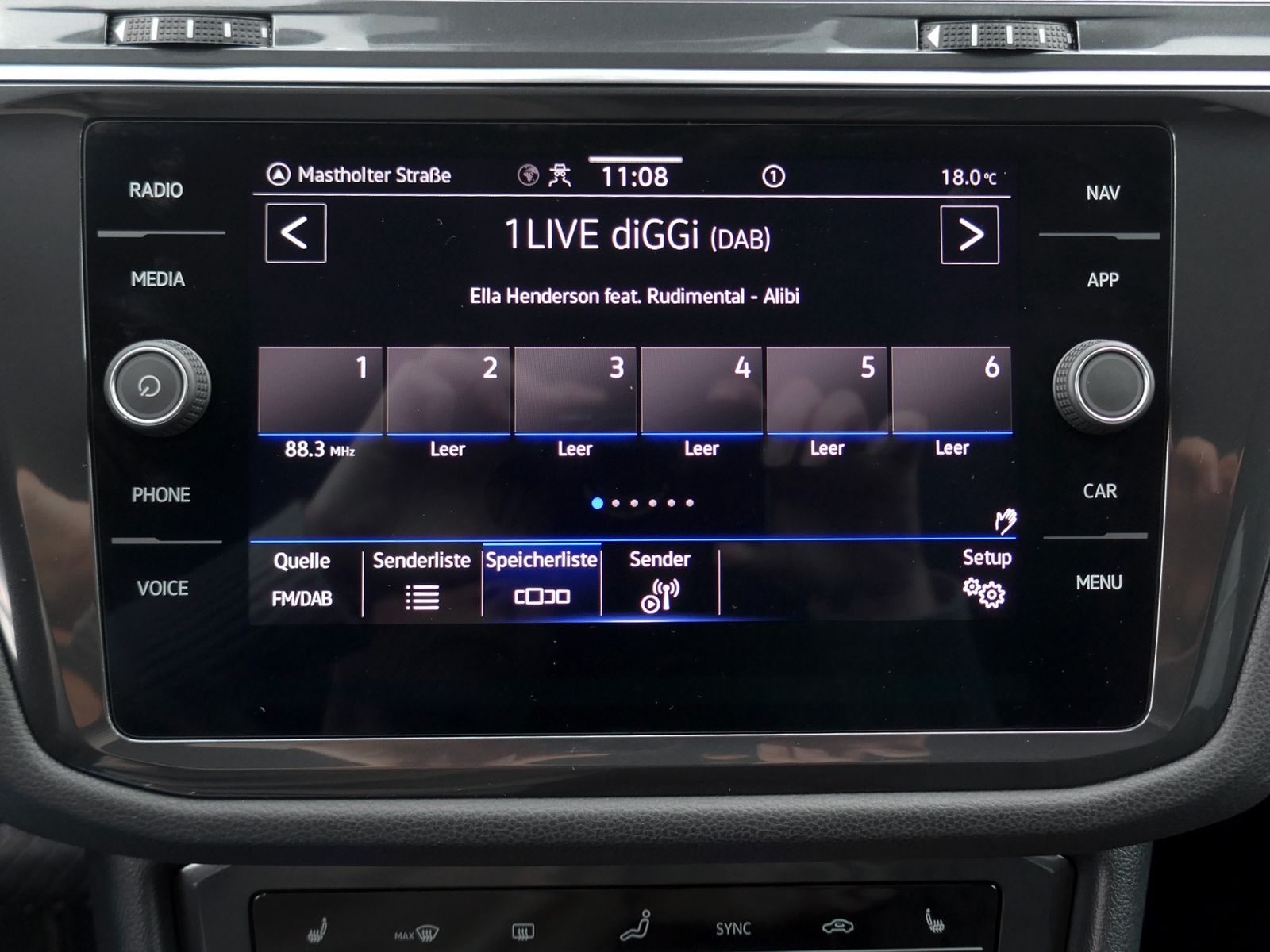 Fahrzeugabbildung Volkswagen Tiguan Allspace Life 2.0 TDI | LED AHK ACC