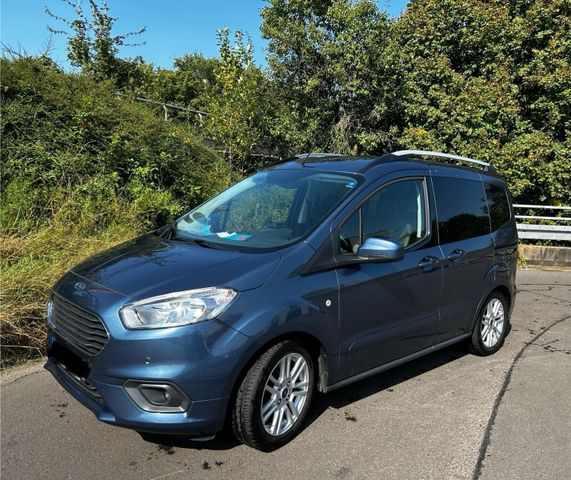 Ford Tourneo Courier Hochdachkombi