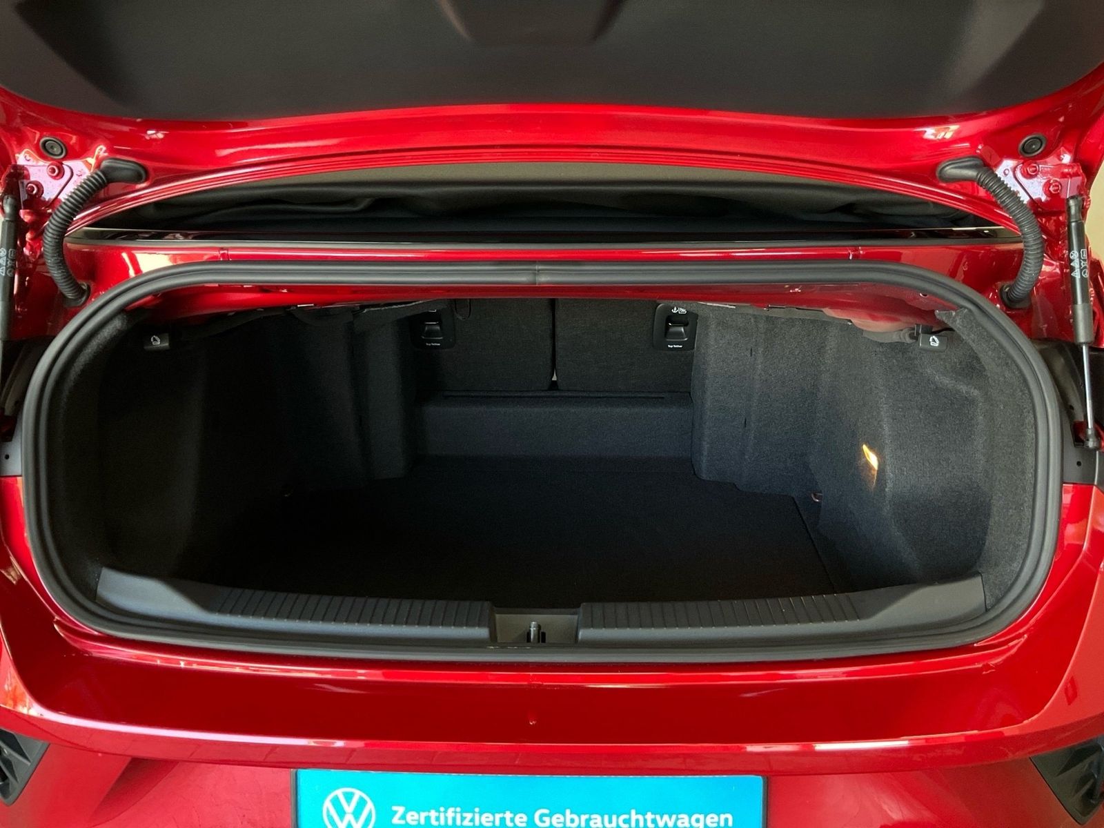 Volkswagen T-Roc - Bild 8