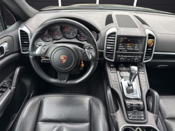 Porsche Cayenne - 10