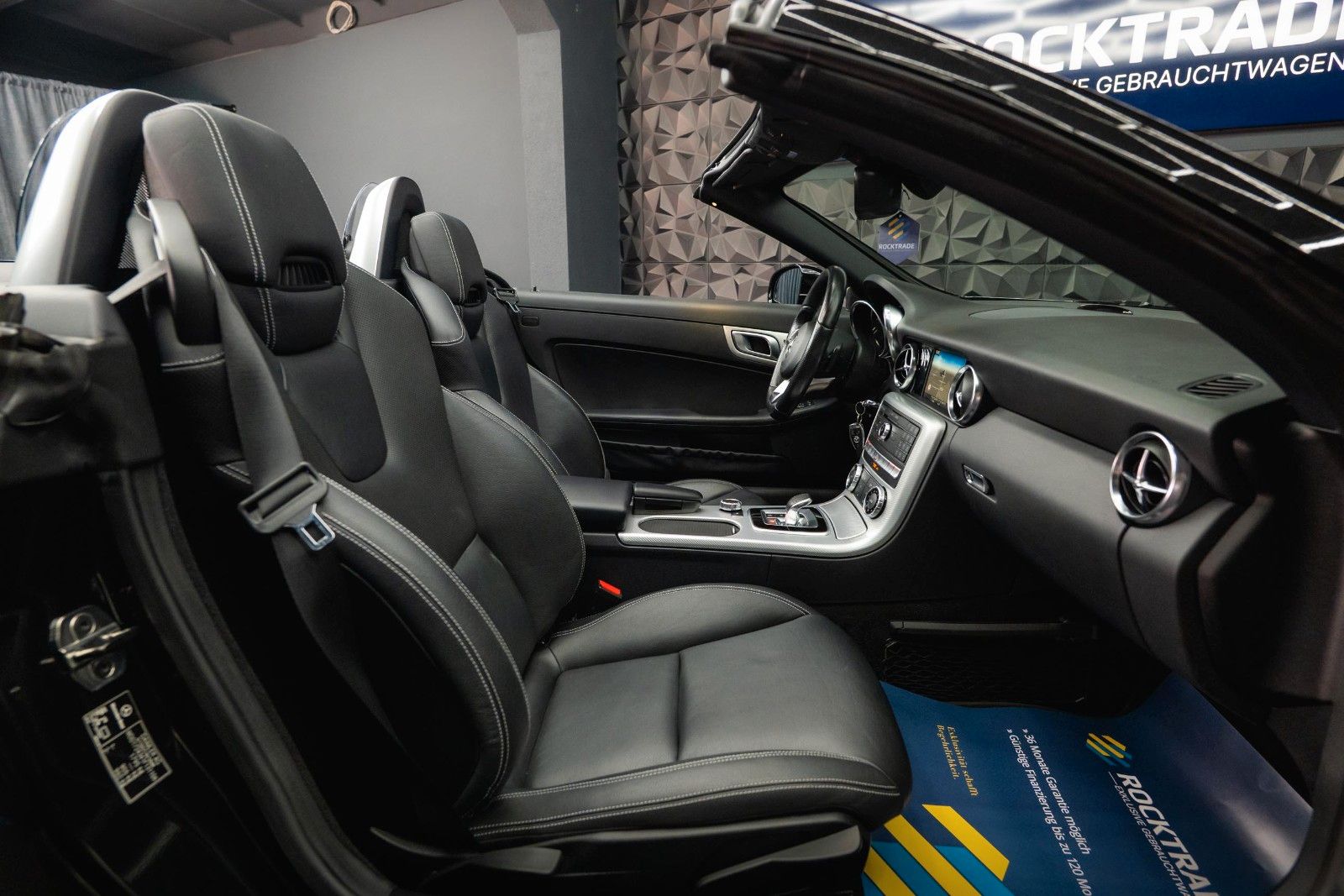 Fahrzeugabbildung Mercedes-Benz SLC 200 Roadster Sport *Sportabgas*Pano*Navi*