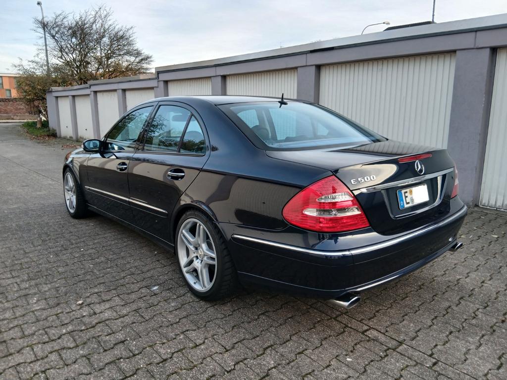 Mercedes-Benz E 500